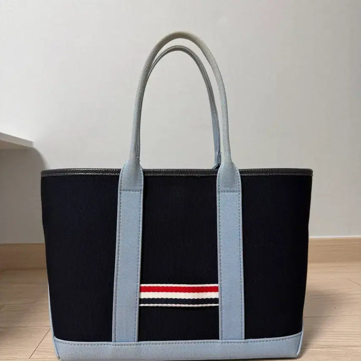 [SOLD OUT] 톰브라운 캔버스 인터락 스몰 토트백