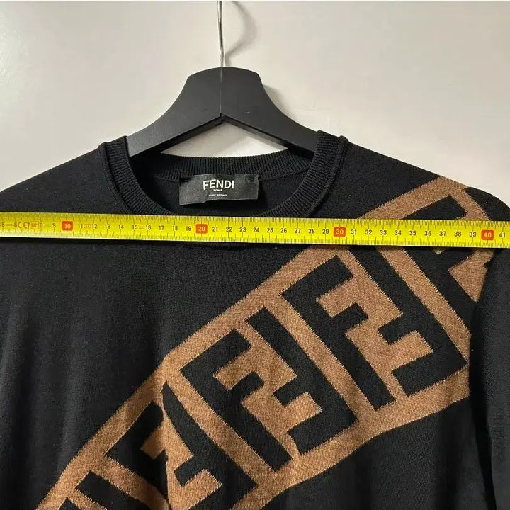 [BUNJANG] Fendi FF Logo Wool Knit Sweater / 새상품 급 (정품) 펜디 FF 사선 로고 울 니트 스웨터