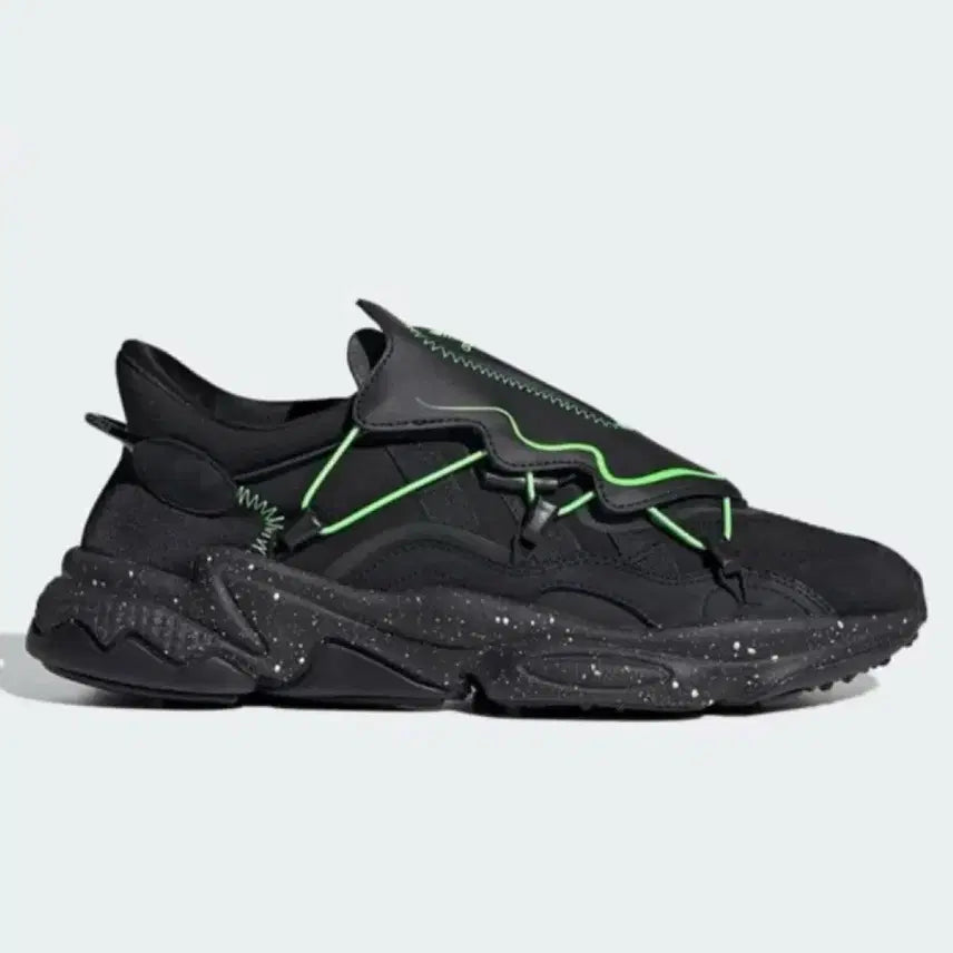 [BUNJANG] Adidas Ozweego 2-in-1 Running &amp; Trekking Shoes / 아디다스 2in1 러닝화 트레킹 판매 합니다