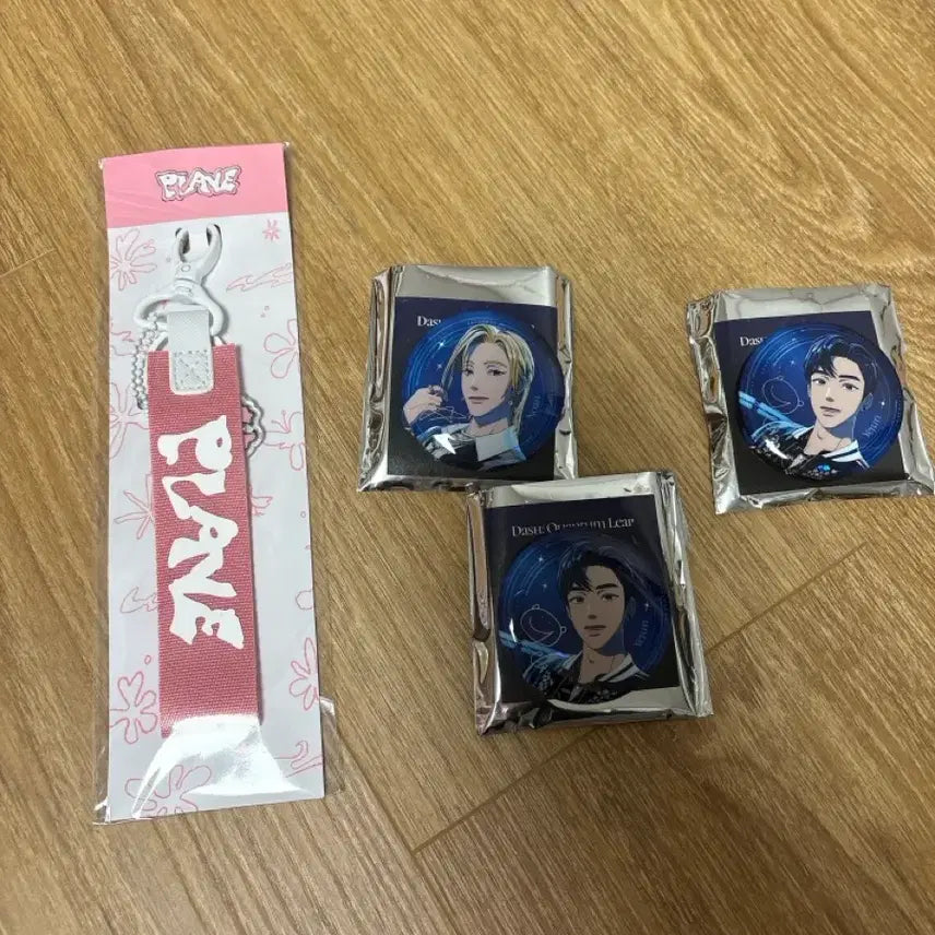 [BUNJANG] PLAVE Hide and Seek Strap + Encore Badge Bundle Set / [일괄]플레이브 숨바꼭질 스트랩+앙콘 뱃지