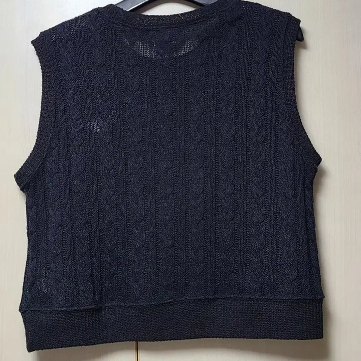 [BUNJANG] Studio K Vest Knit / [가격끝] 스튜디오 K 조끼 니트