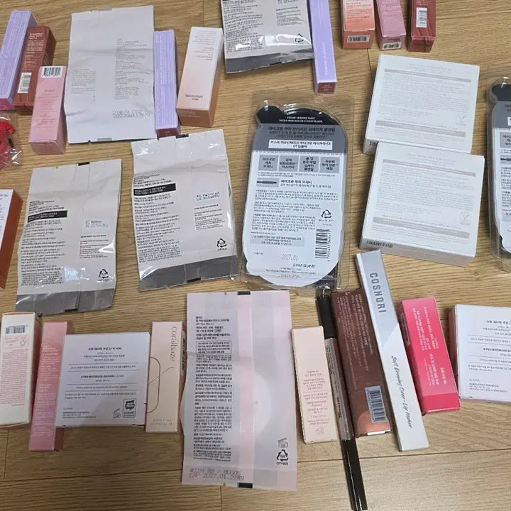 [BUNJANG] Cosmetics / 클리오,웨이크메이크,어뮤즈쿠션리필등 화장품