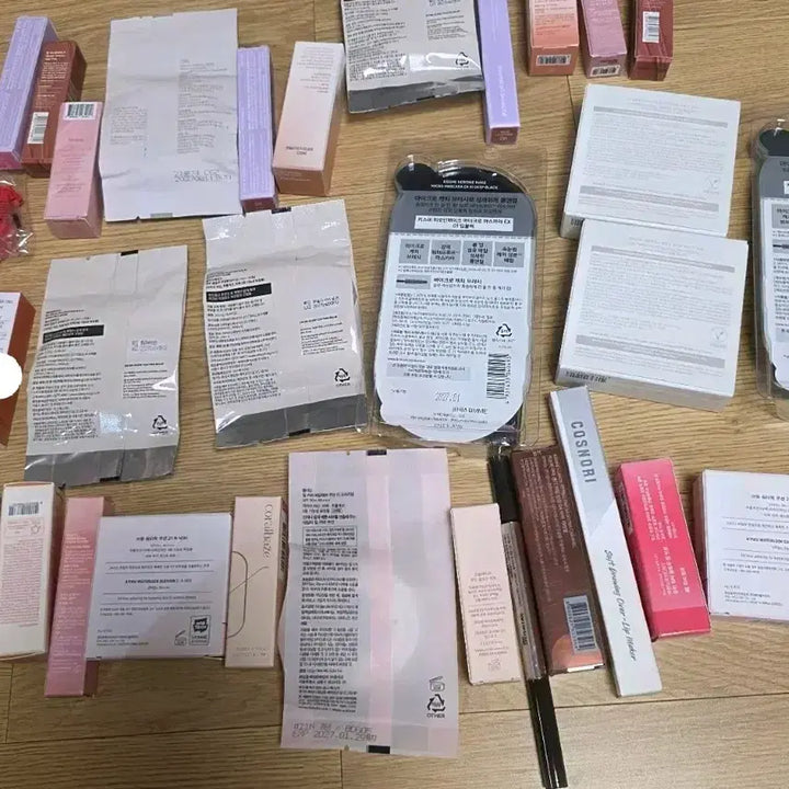 [BUNJANG] Cosmetics / 클리오,웨이크메이크,어뮤즈쿠션리필등 화장품