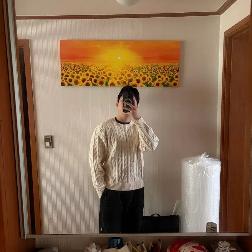 [BUNJANG] Mergo Cotton Round Neck Cable Knit / 메르고 코튼 라운드 넥 케이블 니트 m