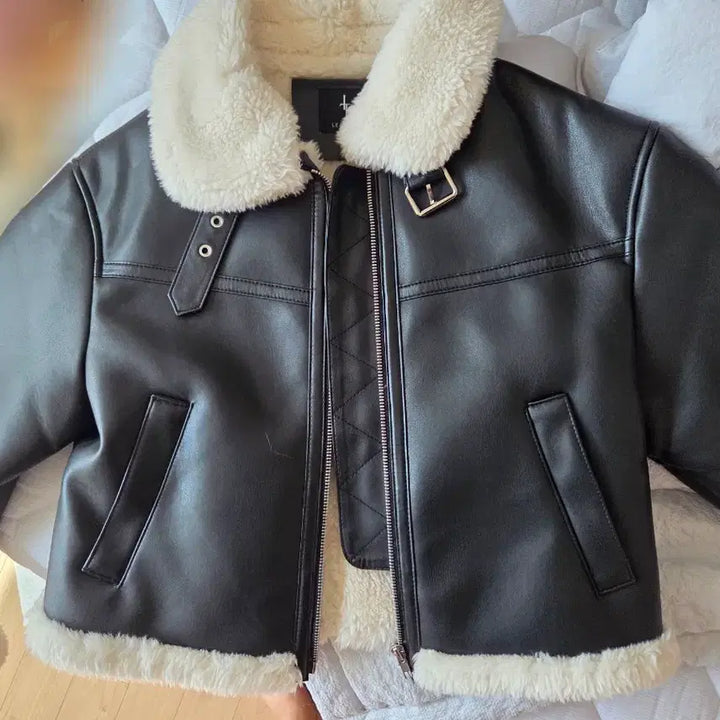 [BUNJANG] Leather Mustang Jacket / 레더리 무스탕