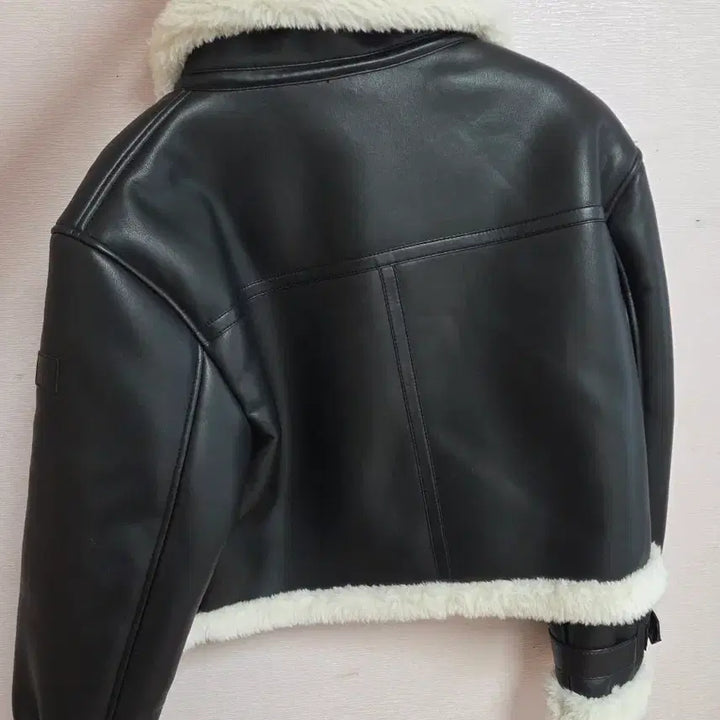 [BUNJANG] Leather Mustang Jacket / 레더리 무스탕