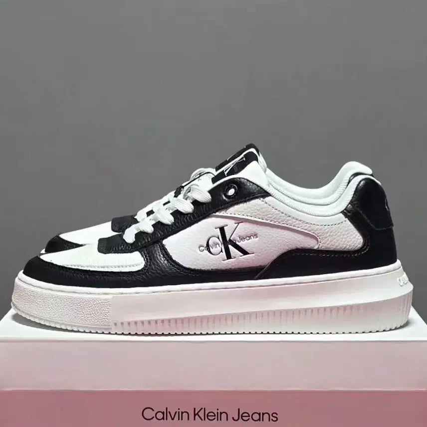 [BUNJANG] Calvin Klein Sneakers (Size 240-245) / 캘빈클라인 스니커즈 240~245 [새상품]