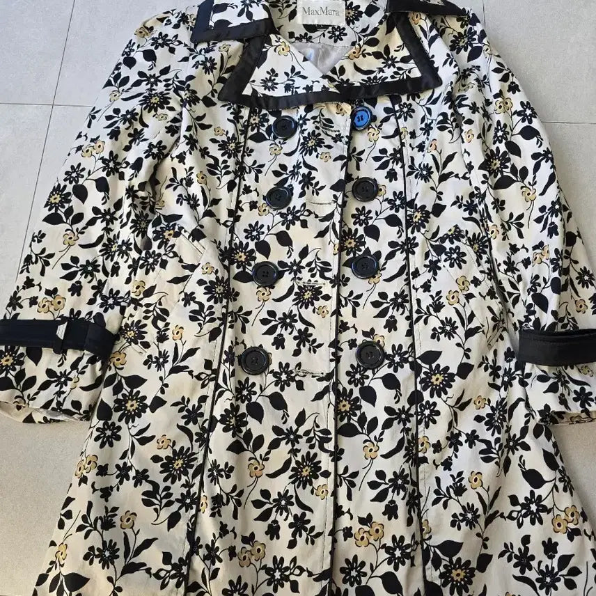 [BUNJANG] MaxMara Flower Pattern Coat Size 44 / MaxMara 플라워 패턴 코트 44