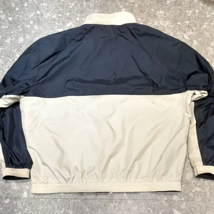 [BUNJANG] Covernat Reversible Training Windbreaker Jacket Navy / 커버낫 리버서블 트레이닝 바람막이 자켓 (네이비)