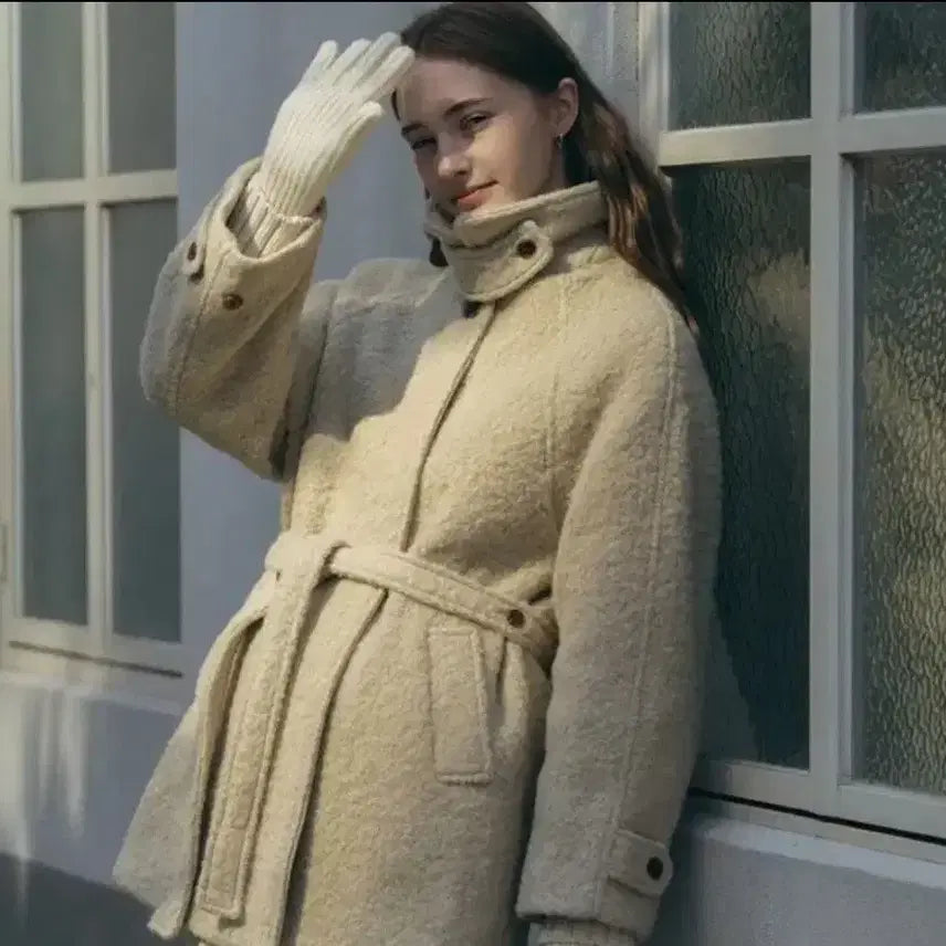[BUNJANG] Lami Nez Boucle Belted Coat / 라미네즈 부클 벨티드 코트 boucle belted coat 판매