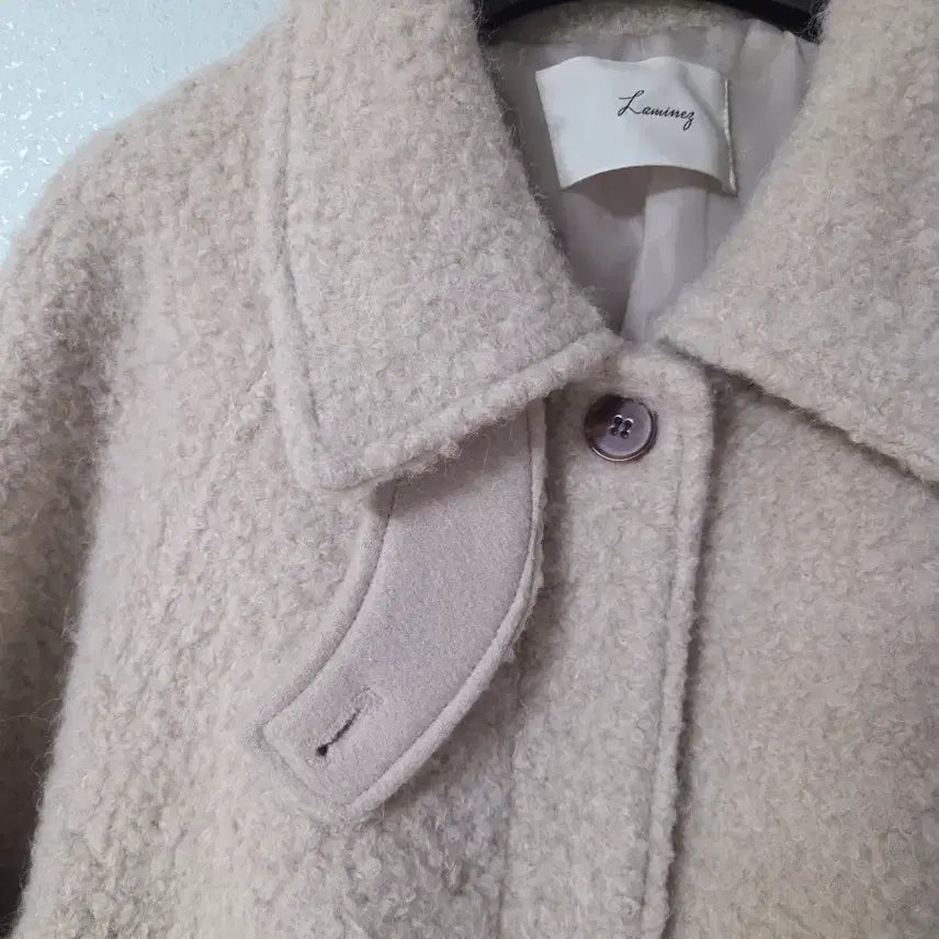 [BUNJANG] Lami Nez Boucle Belted Coat / 라미네즈 부클 벨티드 코트 boucle belted coat 판매