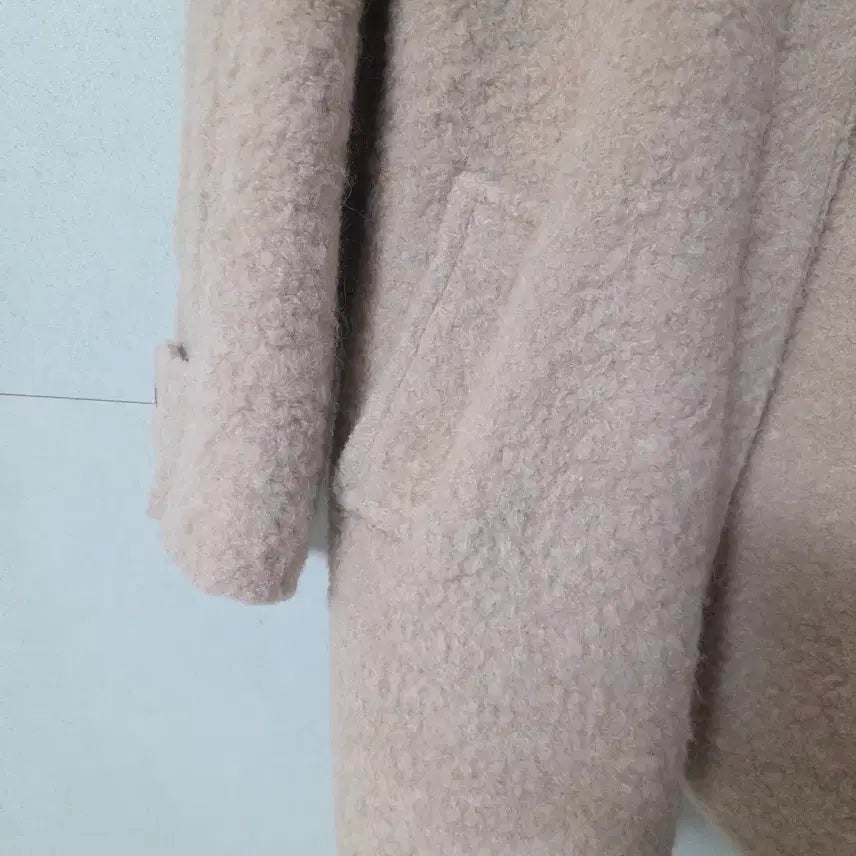 [BUNJANG] Lami Nez Boucle Belted Coat / 라미네즈 부클 벨티드 코트 boucle belted coat 판매