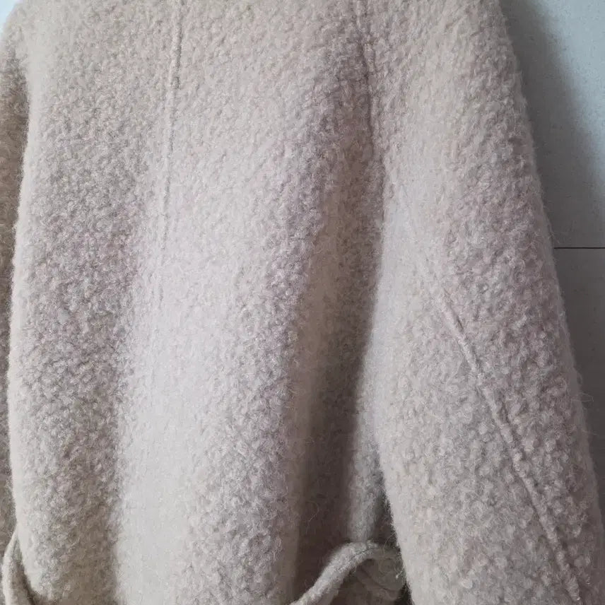 [BUNJANG] Lami Nez Boucle Belted Coat / 라미네즈 부클 벨티드 코트 boucle belted coat 판매