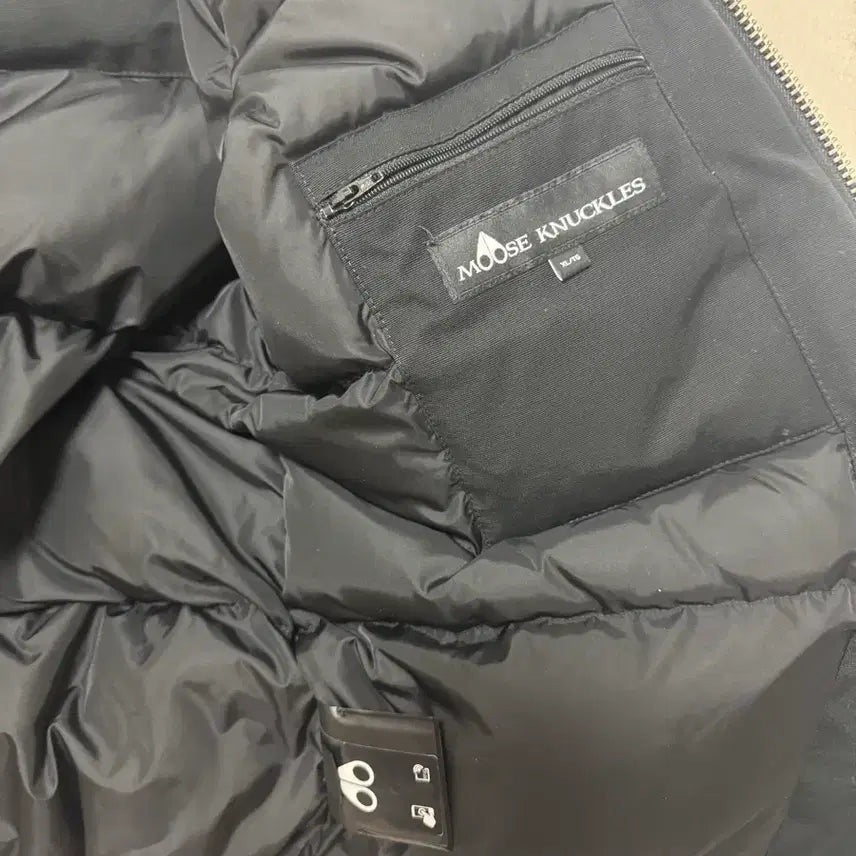 [BUNJANG] Moose Knuckles Ballistic Bomber Jacket Black Fur XL / 22FW 무스너클 발리스틱 블랙퍼 XL