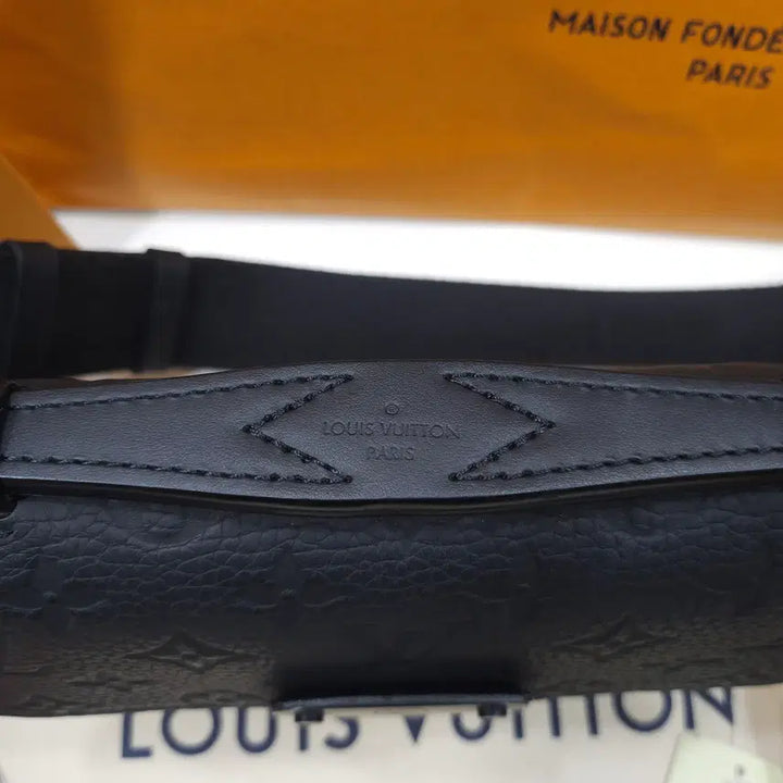 [BUNJANG] LV Sling Bag / [정품] LV루이비통 S락 슬링백