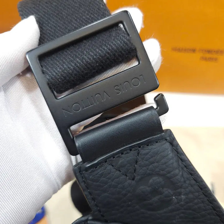 [BUNJANG] LV Sling Bag / [정품] LV루이비통 S락 슬링백