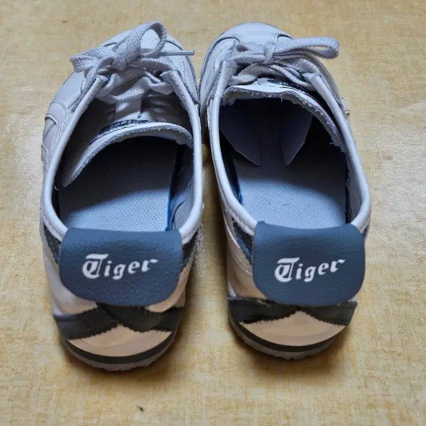 [BUNJANG] Onitsuka Tiger Shoes Size 265 / 오니츠카타이거 265사이즈