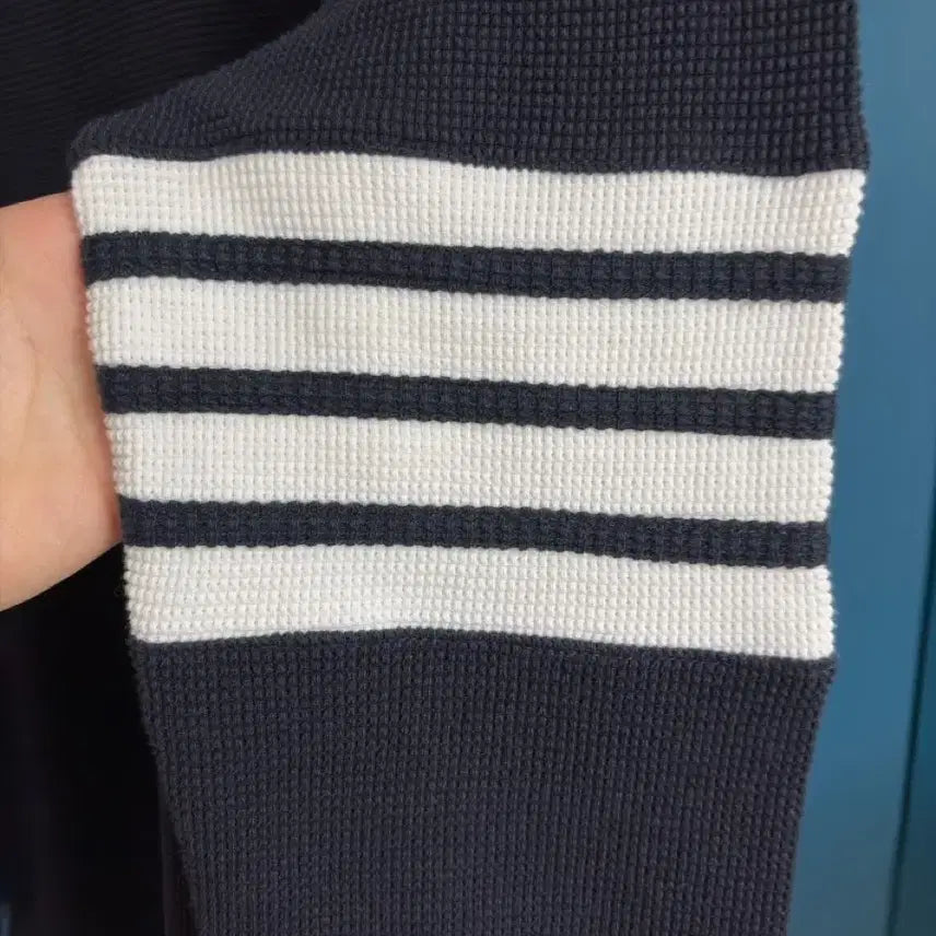 [BUNJANG] Thom Browne Waffle Turtleneck Knit Navy / [ 새상품급 / 3size ] 톰브라운 와플 터틀넥 목폴라 니트 네이비