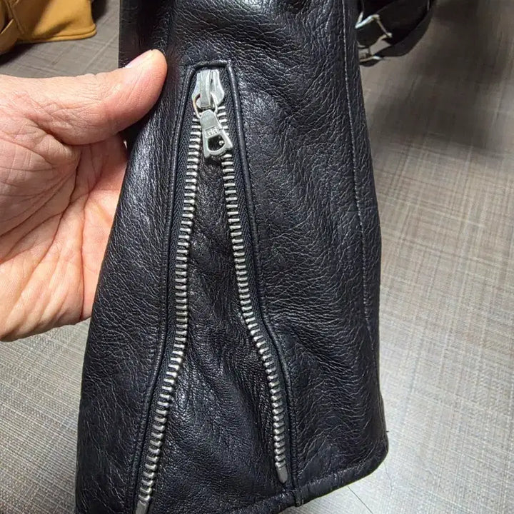 [BUNJANG] D-Aft Blackist Leather Jacket (Size S) / 디아프바인 블랙히스트 양가죽 S사이즈