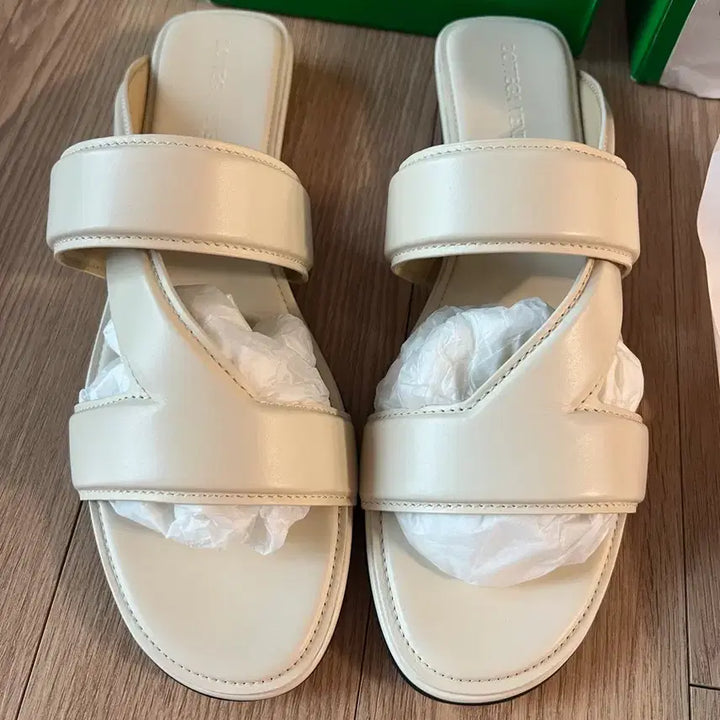 [BUNJANG] Bottega Veneta Women's Slippers / 보테가 베네타 여성 슬리퍼