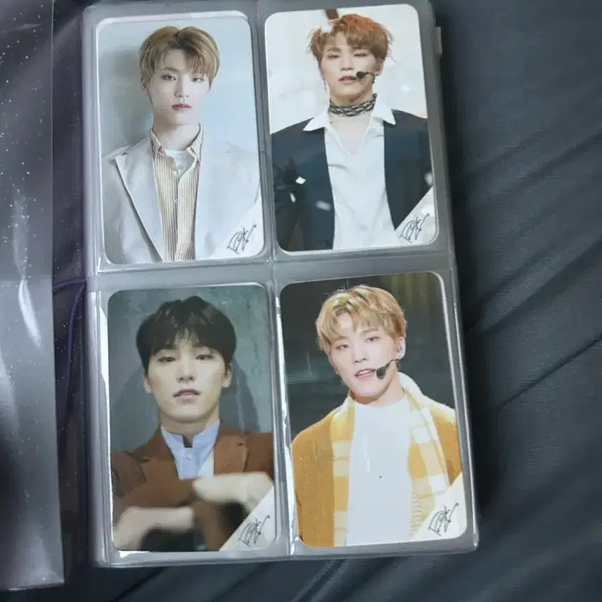 세븐틴 비공식 굿즈 세트로 판매합니다..