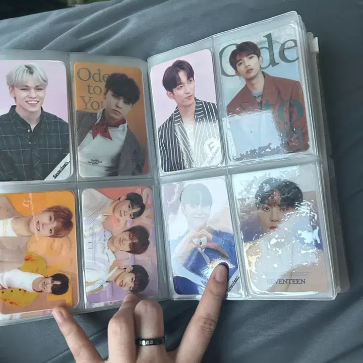 세븐틴 비공식 굿즈 세트로 판매합니다..