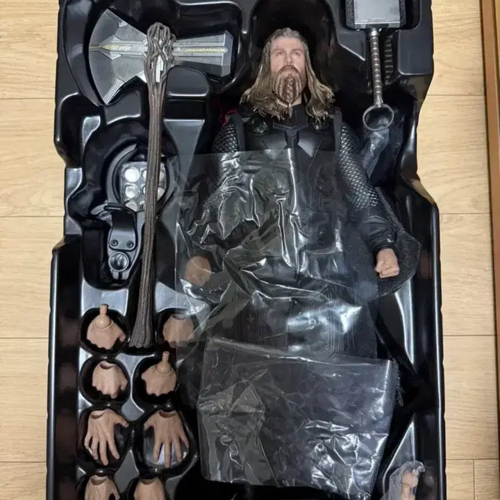 [BUNJANG] Hot Toys Avengers Endgame Thor / 핫토이 어벤져스 엔드게임 토르
