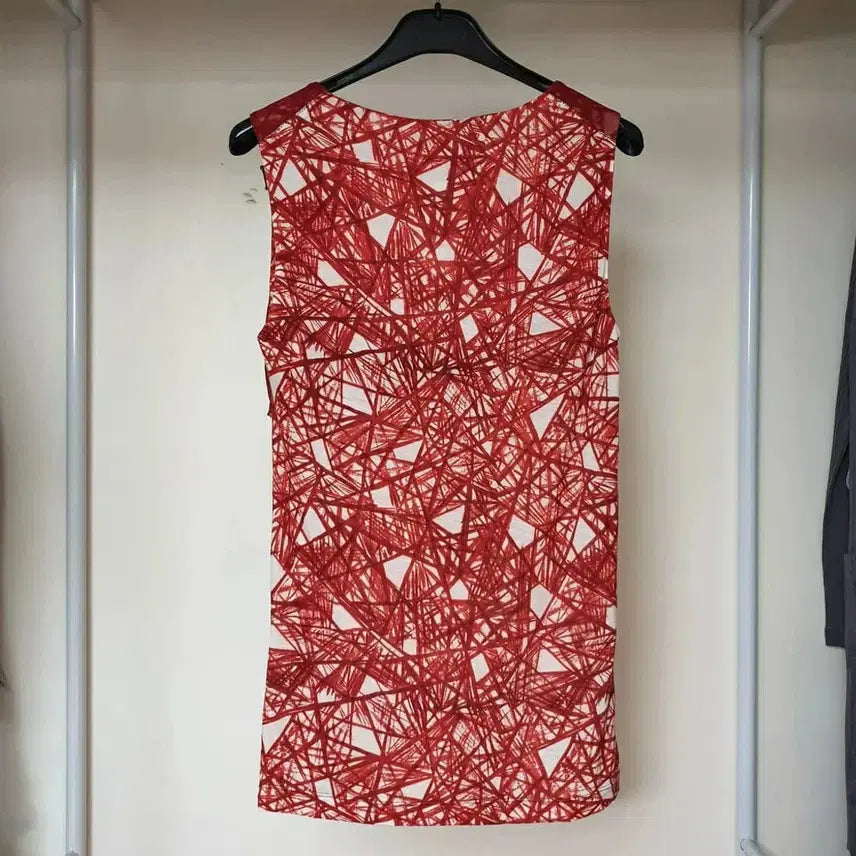 [BUNJANG] Hanii Y Red Abstract Pattern Ruffle Neck Jersey Top / Hanii Y 하니와이 레드추상패턴 러플넥 저지 탑 오브제 윤한희 한섬