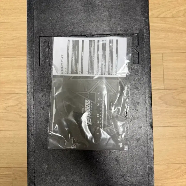 [BUNJANG] Hot Toys Iron Man Mark 85 Battle Damaged Version / 핫토이 아이언맨 마크85 배틀 데미지 버전