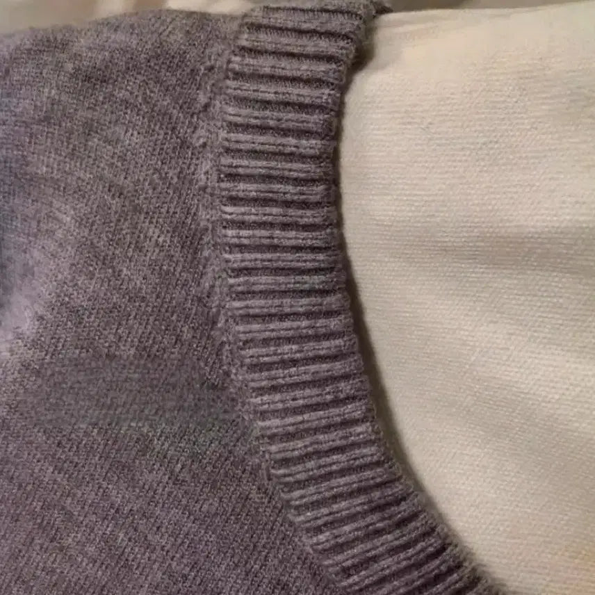 [BUNJANG] Comme des Garcons Heart Patch Knit Sweater / 1+1행사 무료배송 만족도100% 꼼데가르송 하트 패치 니트