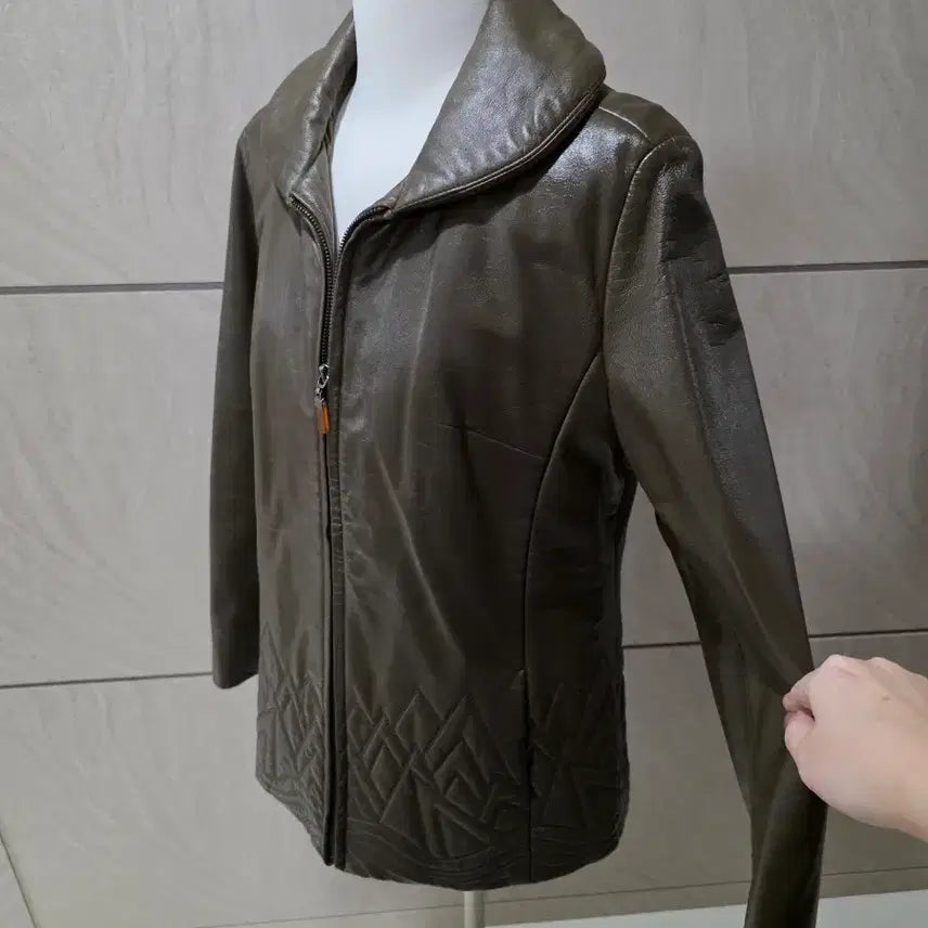 [BUNJANG] Khaki Leather Jacket (Size 55-66) / 컬러가 넘 예쁜 카키 양가죽자켓 !! (55~66)