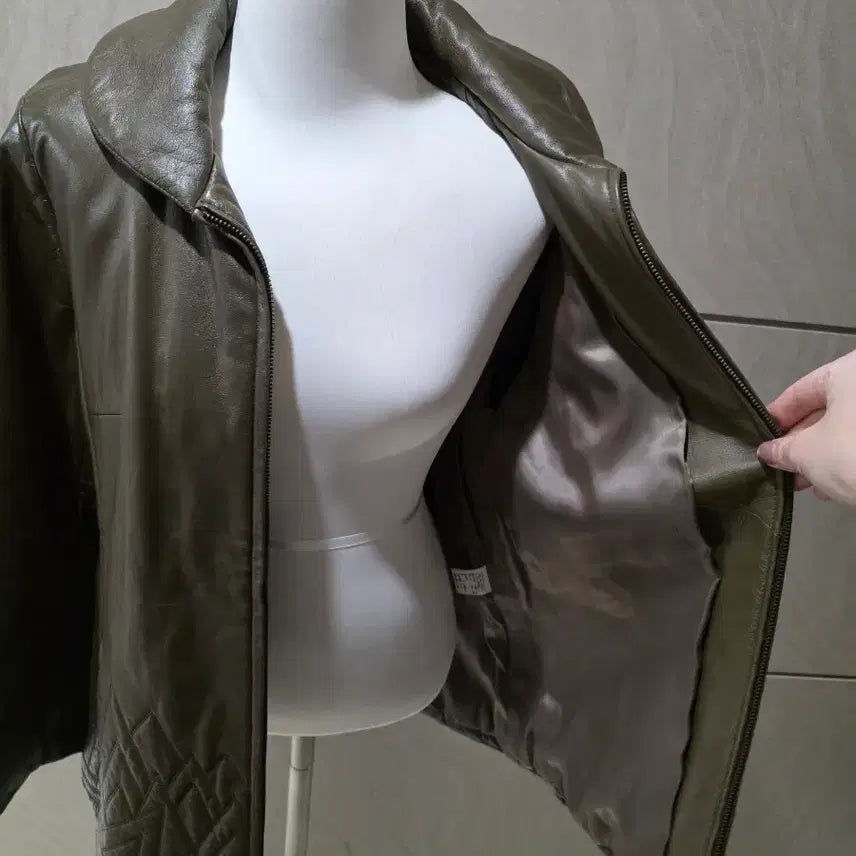 [BUNJANG] Khaki Leather Jacket (Size 55-66) / 컬러가 넘 예쁜 카키 양가죽자켓 !! (55~66)