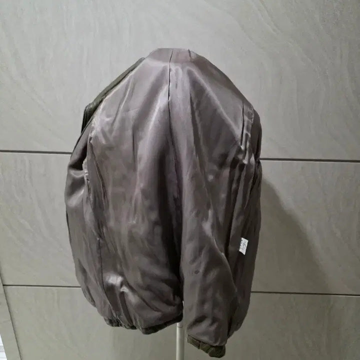 [BUNJANG] Khaki Leather Jacket (Size 55-66) / 컬러가 넘 예쁜 카키 양가죽자켓 !! (55~66)