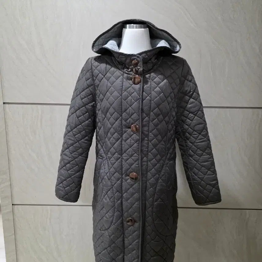 [BUNJANG] Mademoiselle Quilted Nu-beam Hooded Coat / M.마드모아젤 퀼팅 누빔 후드코트 / 비스코스 혼방