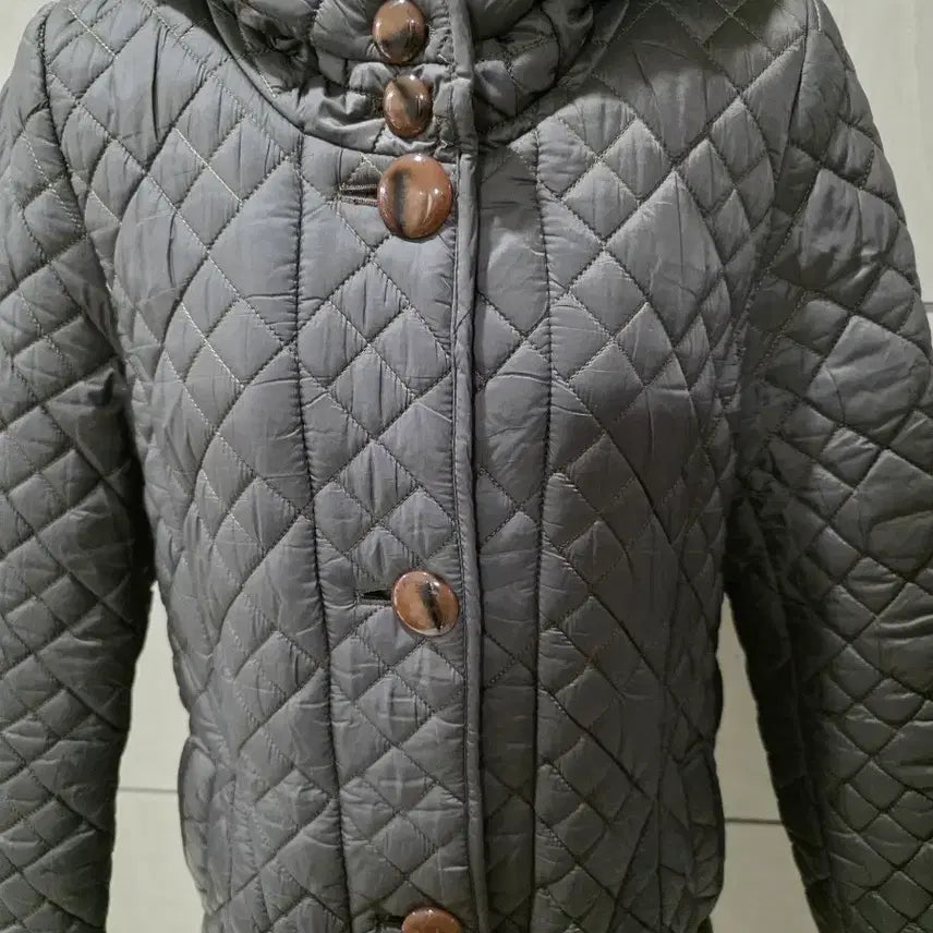 [BUNJANG] Mademoiselle Quilted Nu-beam Hooded Coat / M.마드모아젤 퀼팅 누빔 후드코트 / 비스코스 혼방