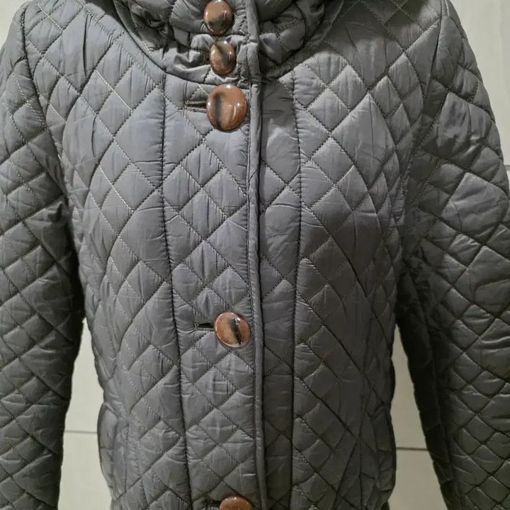 [BUNJANG] Mademoiselle Quilted Nu-beam Hooded Coat / M.마드모아젤 퀼팅 누빔 후드코트 / 비스코스 혼방