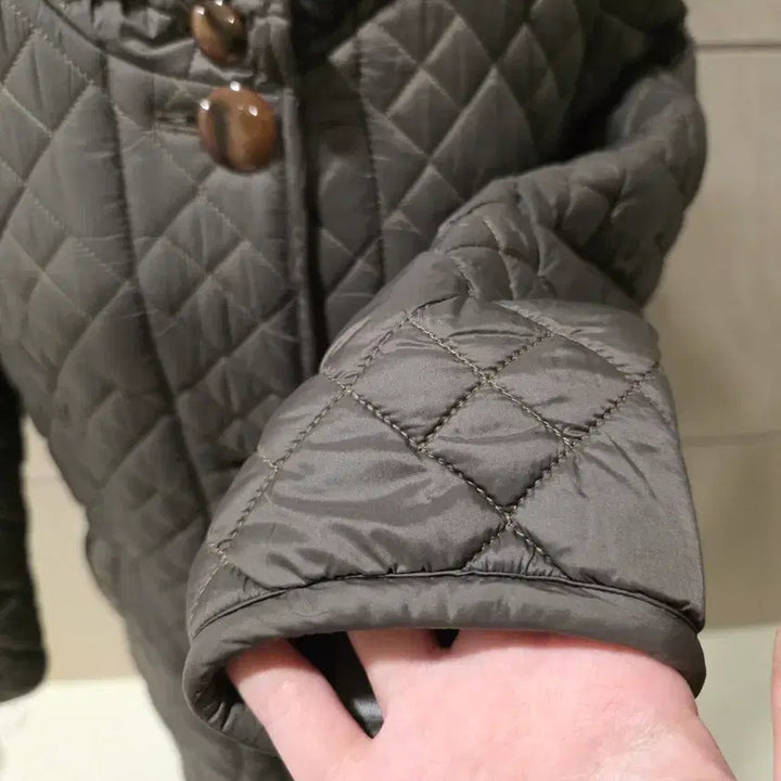 [BUNJANG] Mademoiselle Quilted Nu-beam Hooded Coat / M.마드모아젤 퀼팅 누빔 후드코트 / 비스코스 혼방