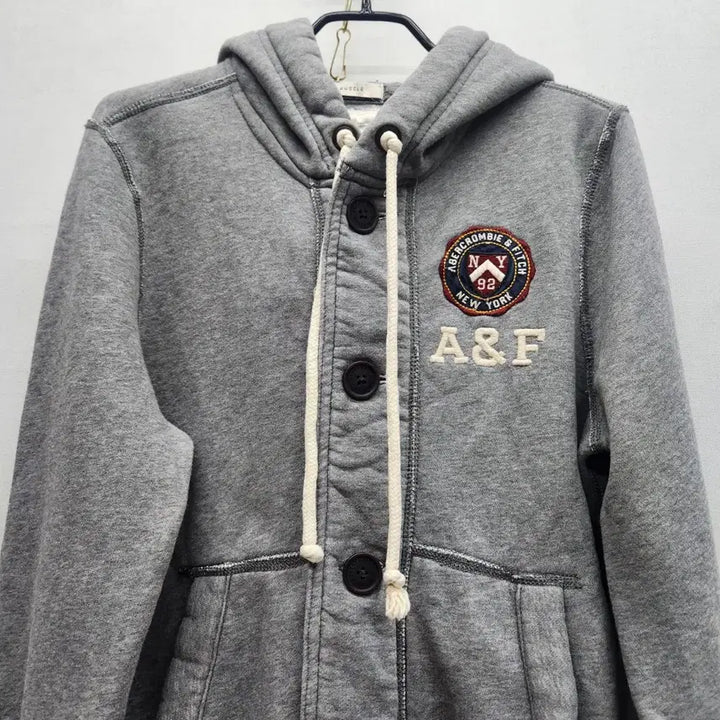 [BUNJANG] Y2K Button Hoodie Jacket / 아베크롬비 로고 Y2K 버튼 후드집업 S(M)