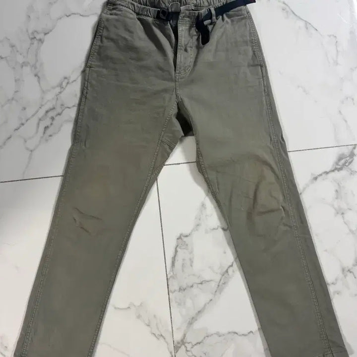 [SOLD OUT] 그라미치 nn팬츠 올리브카키 아시안핏 m 29-31사이즈