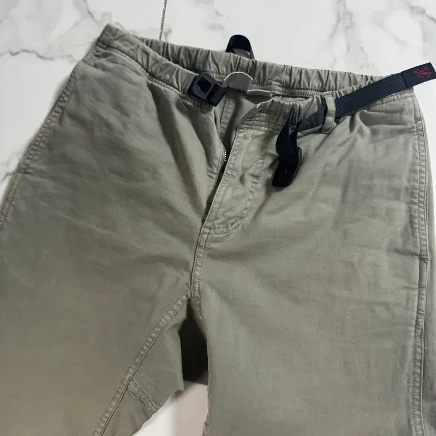 [SOLD OUT] 그라미치 nn팬츠 올리브카키 아시안핏 m 29-31사이즈