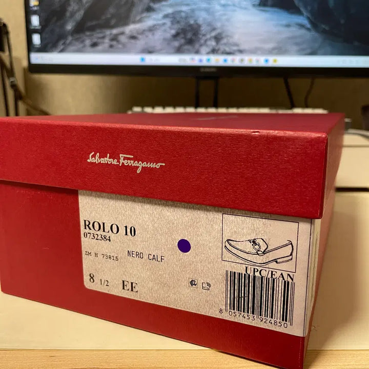 [SOLD OUT] 새상품 살바토레 페라가모 로로 로퍼 8.5