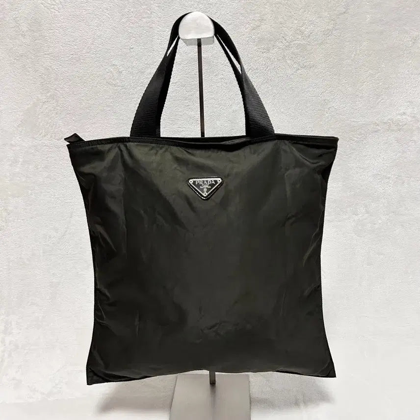 [BUNJANG] Prada Logo Plate Nylon Tote Bag / 프라다 로고플레이트 나일론 토트백 y2k