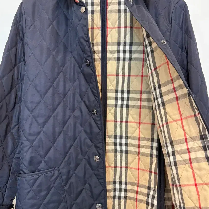 [BUNJANG] Burberry Navy Quilted Jacket / 버버리 네이비 퀼팅 누빔자켓 55사이즈 드라이완료(정품)