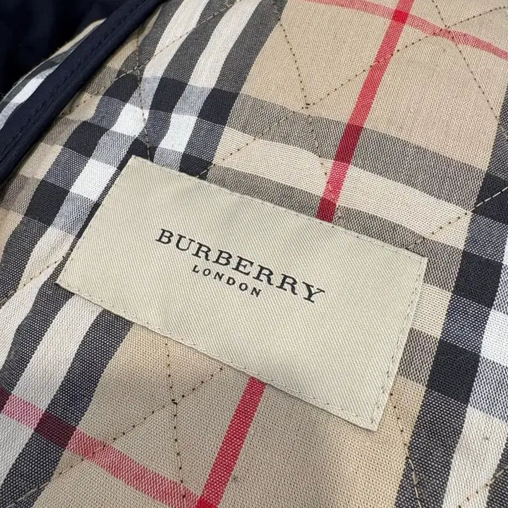 [BUNJANG] Burberry Navy Quilted Jacket / 버버리 네이비 퀼팅 누빔자켓 55사이즈 드라이완료(정품)
