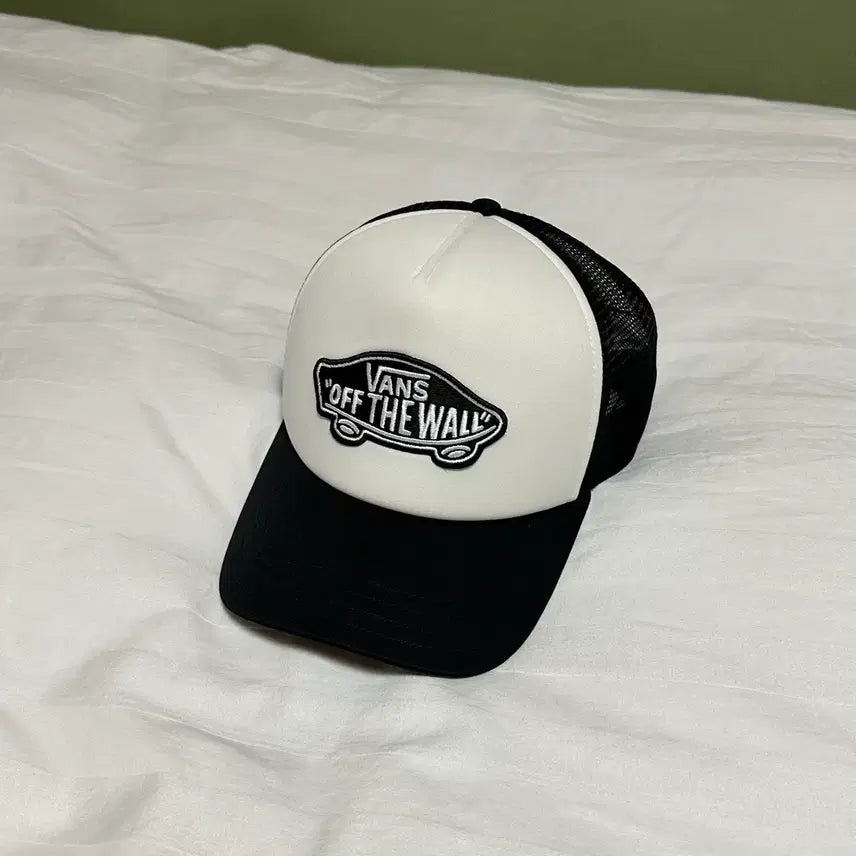 [BUNJANG] Trucker Cap / 반스 트러커캡 모자