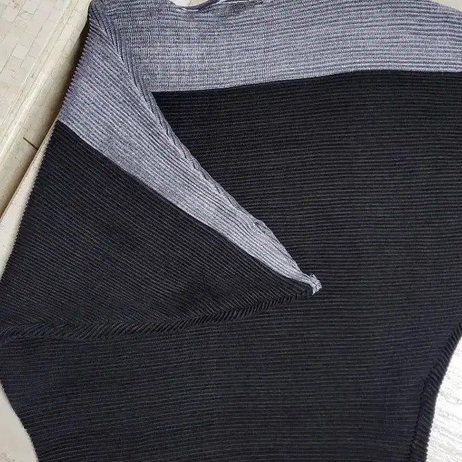 [BUNJANG] Speechio Pleats Blouse / 스피치오 플리츠 블라우스