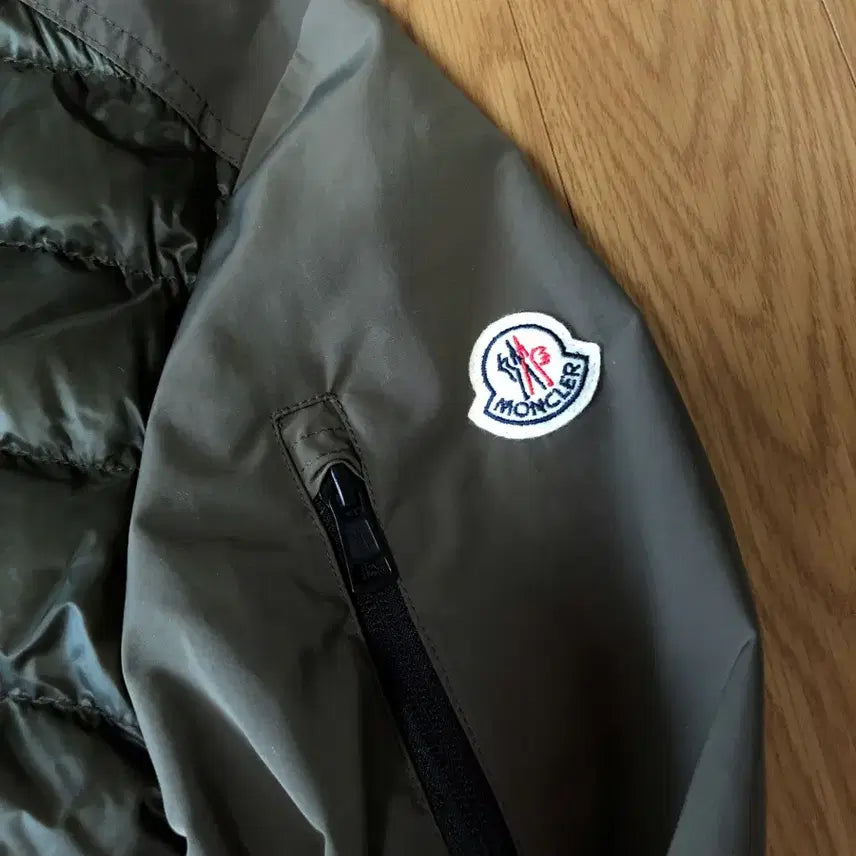 [BUNJANG] Moncler Ariege Quilted Windbreaker Jacket / 몽클레어 ariege 퀼팅 바람막이 경량 집업 2사이즈