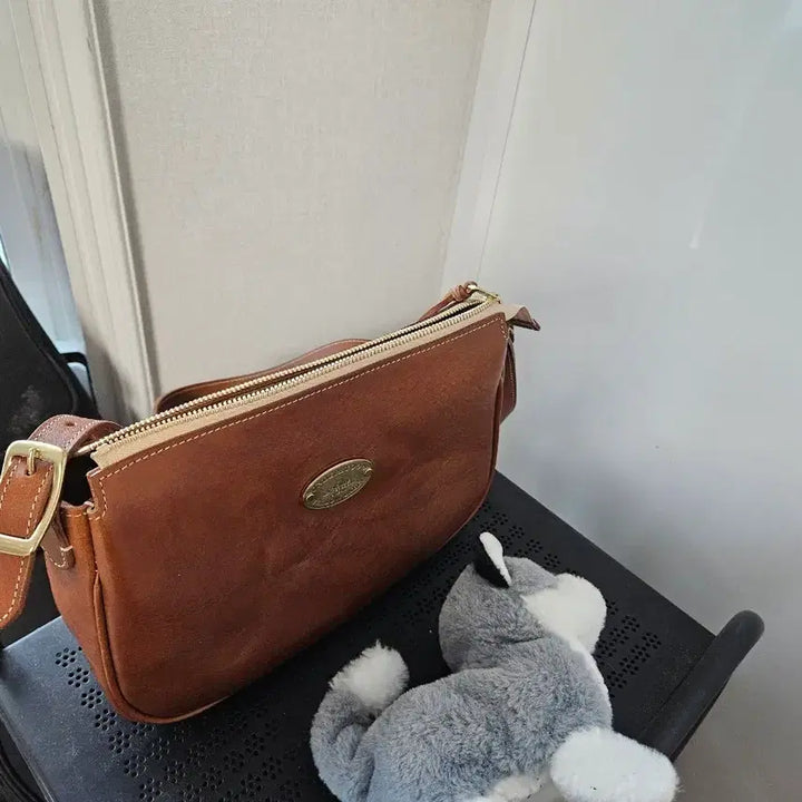 [BUNJANG] Billlie Tan Bag / 언더스투드 Billie tan bag