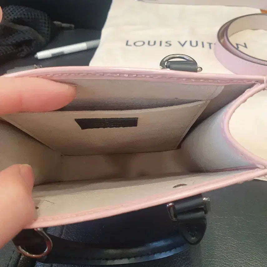 [BUNJANG] Louis Vuitton Epi Square Bag + Strap / 루이비통 에피 스퀘어 백 핑크 + 스트랩