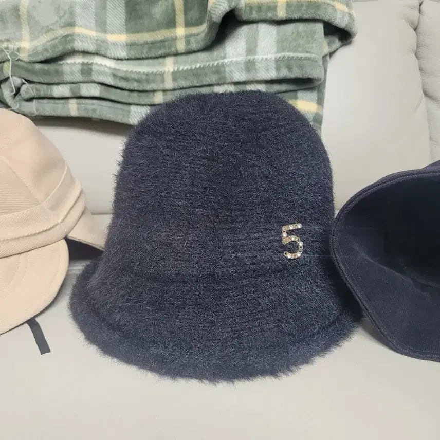 [BUNJANG] Unbranded Beige/Black Hat Set / 모자 3종 세트 (베이지/블랙) 벙거지모자